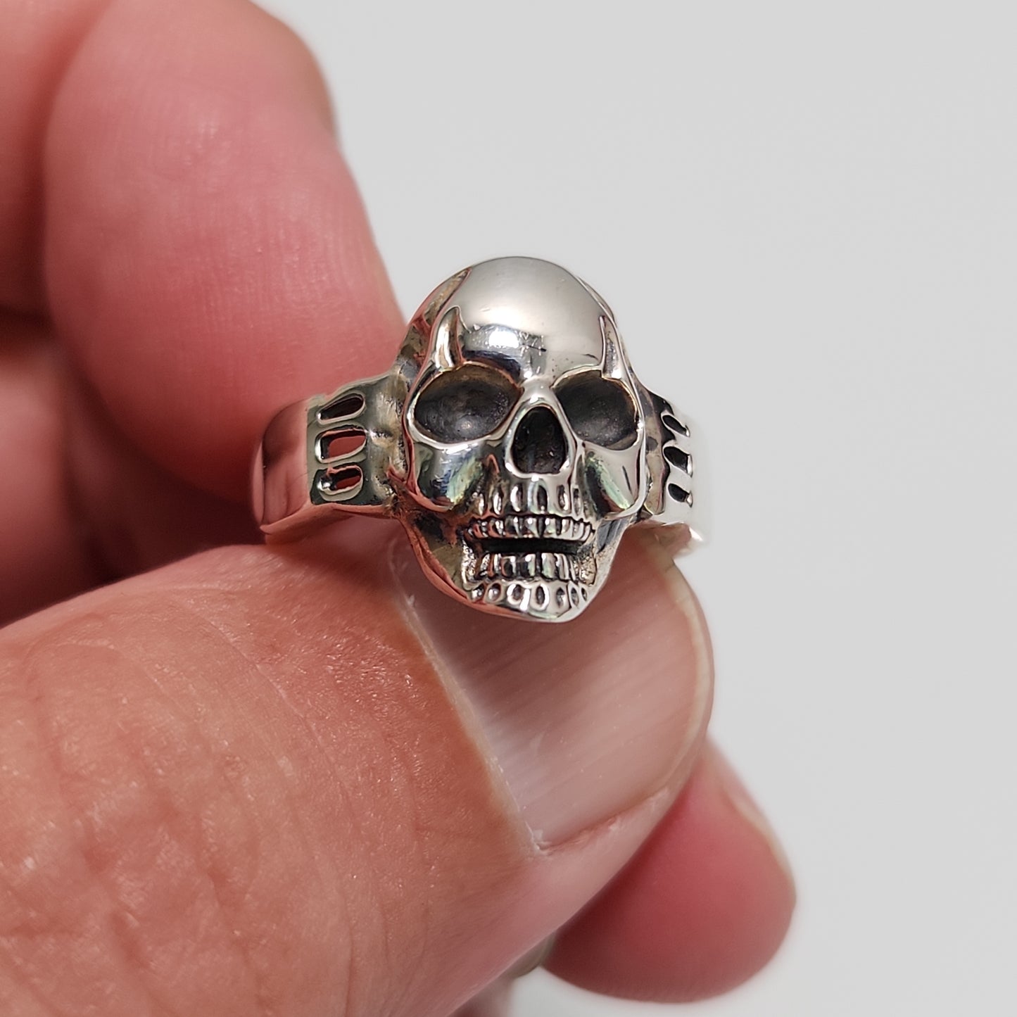 Skull Ring