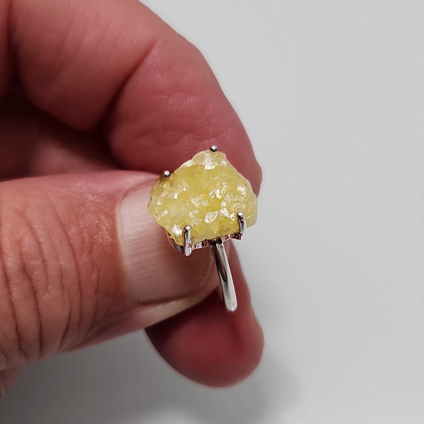 Brucite (raw) Ring sz 6