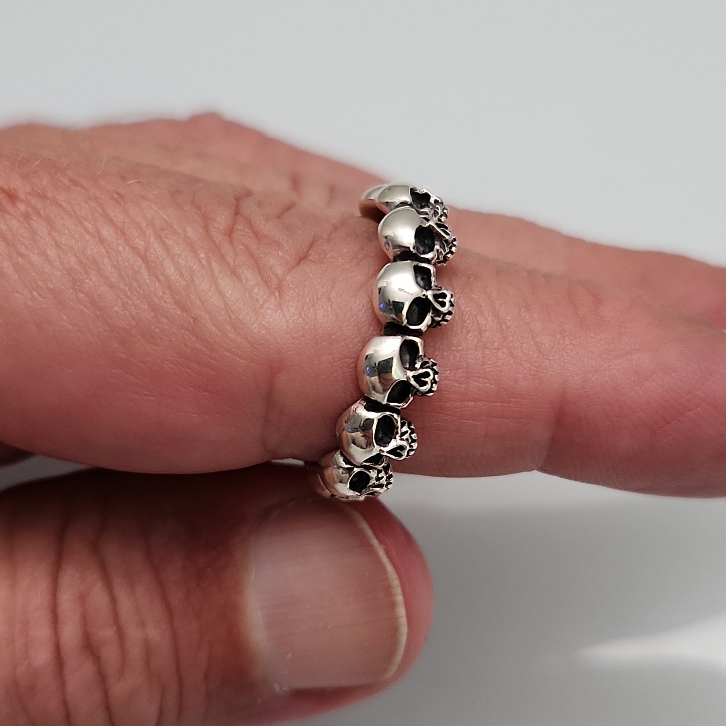 Skull Band Ring sz 12