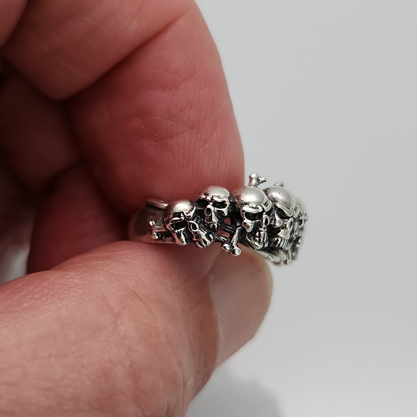 Skull and Bones Band Ring sz 6, 7, 8, 9, 10, 11, 12