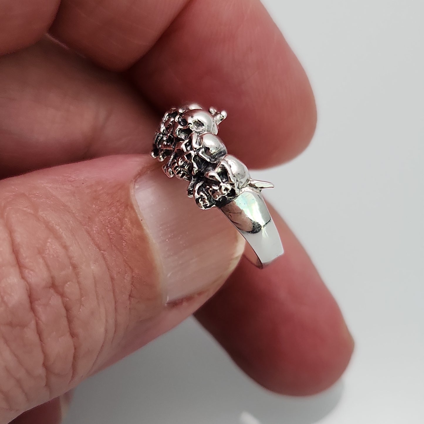 Skull and Bones Band Ring sz 6, 7, 8, 9, 10, 11, 12