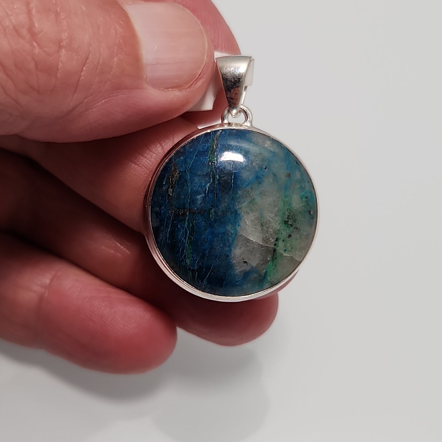 Quantum Quattro Pendant