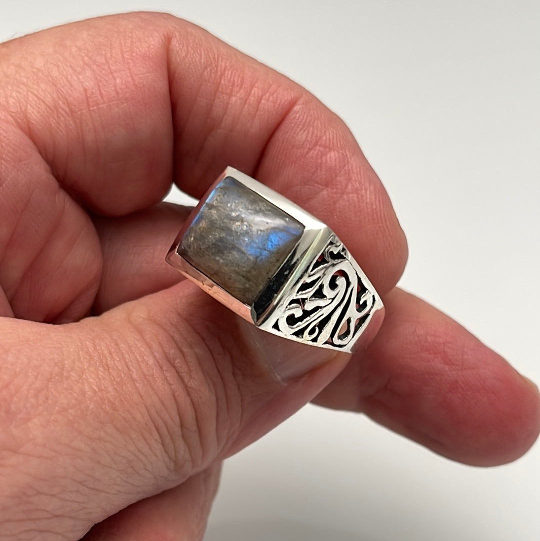 Labradorite Ring sz 13