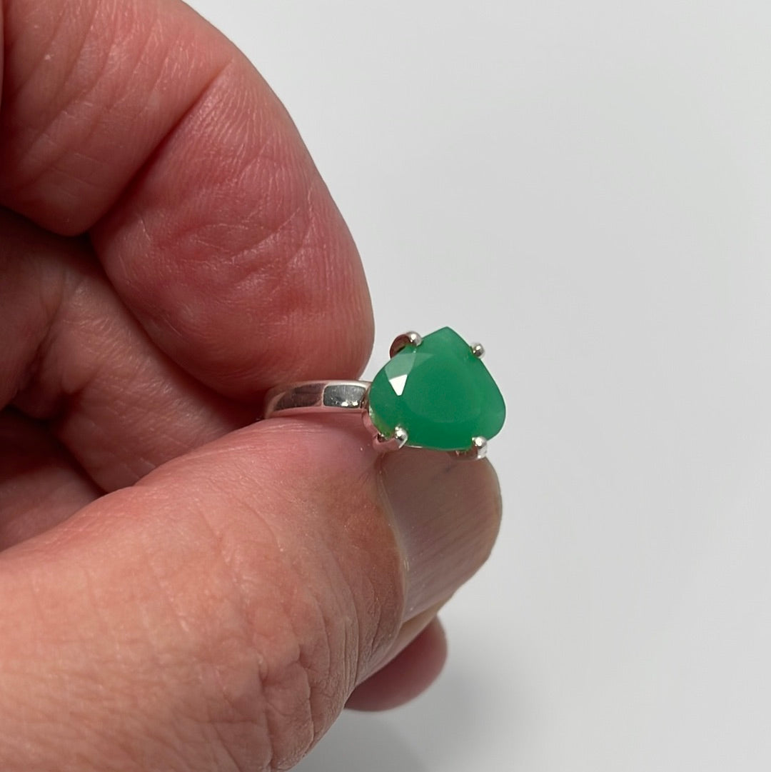 Chrysoprase Ring sz 6.5