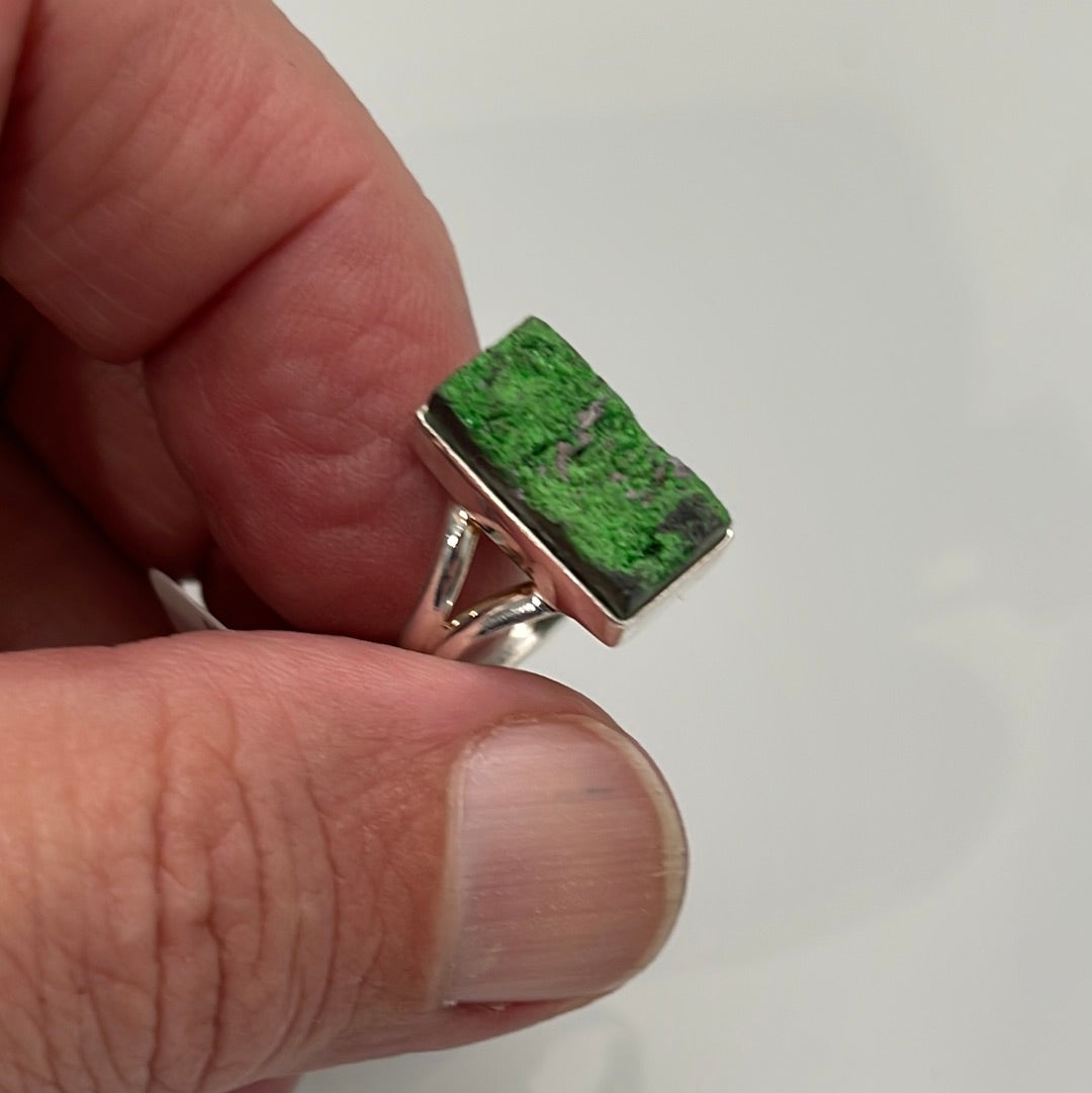 Uvarovite Garnet Druzy Ring sz 6.5
