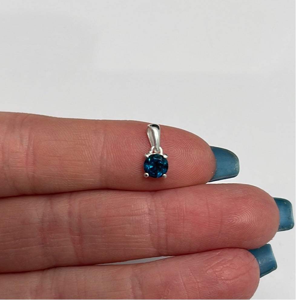 London Blue Topaz Round