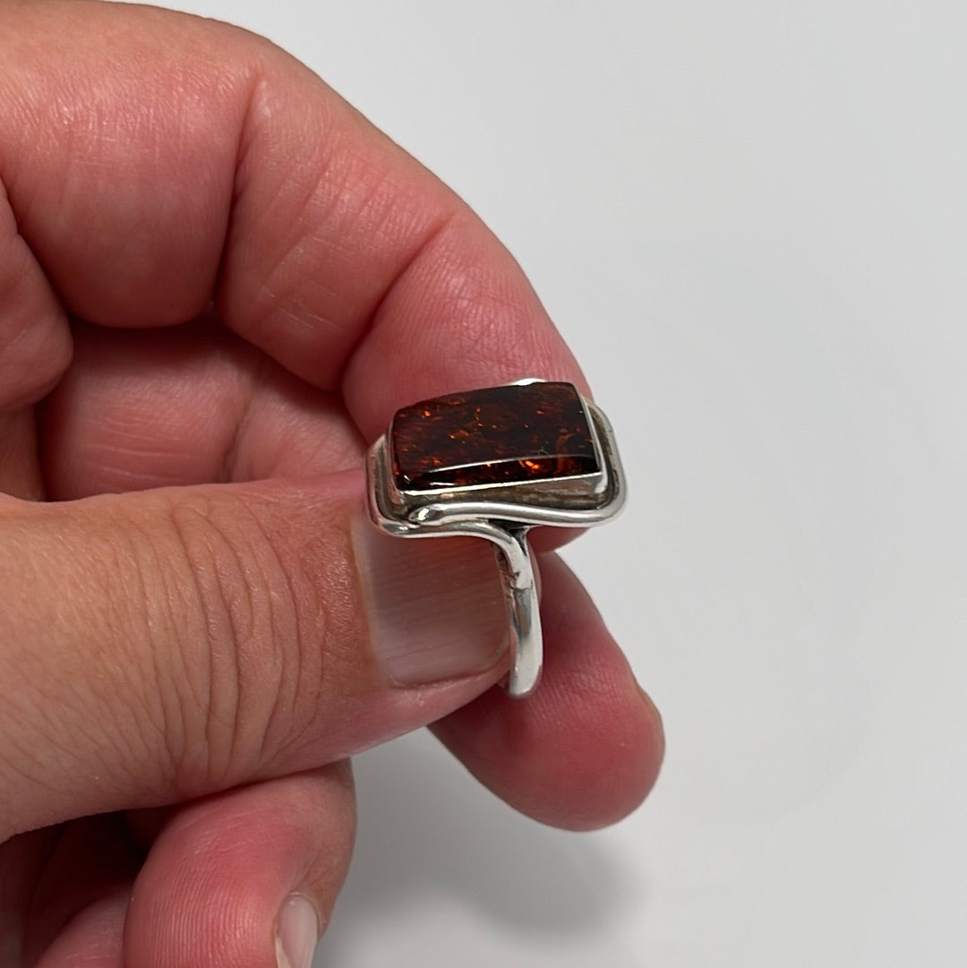 Amber Ring sz 7.5