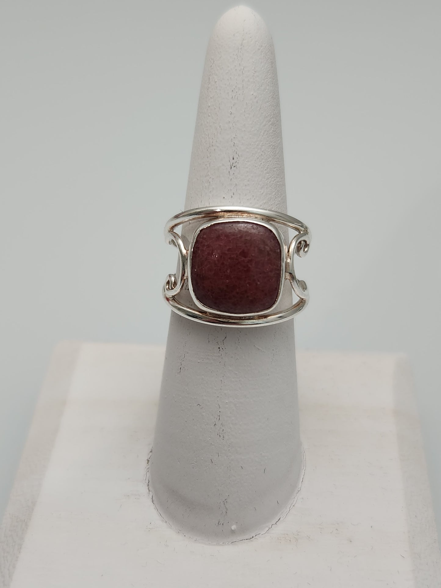 Rhodonite Ring sz 7