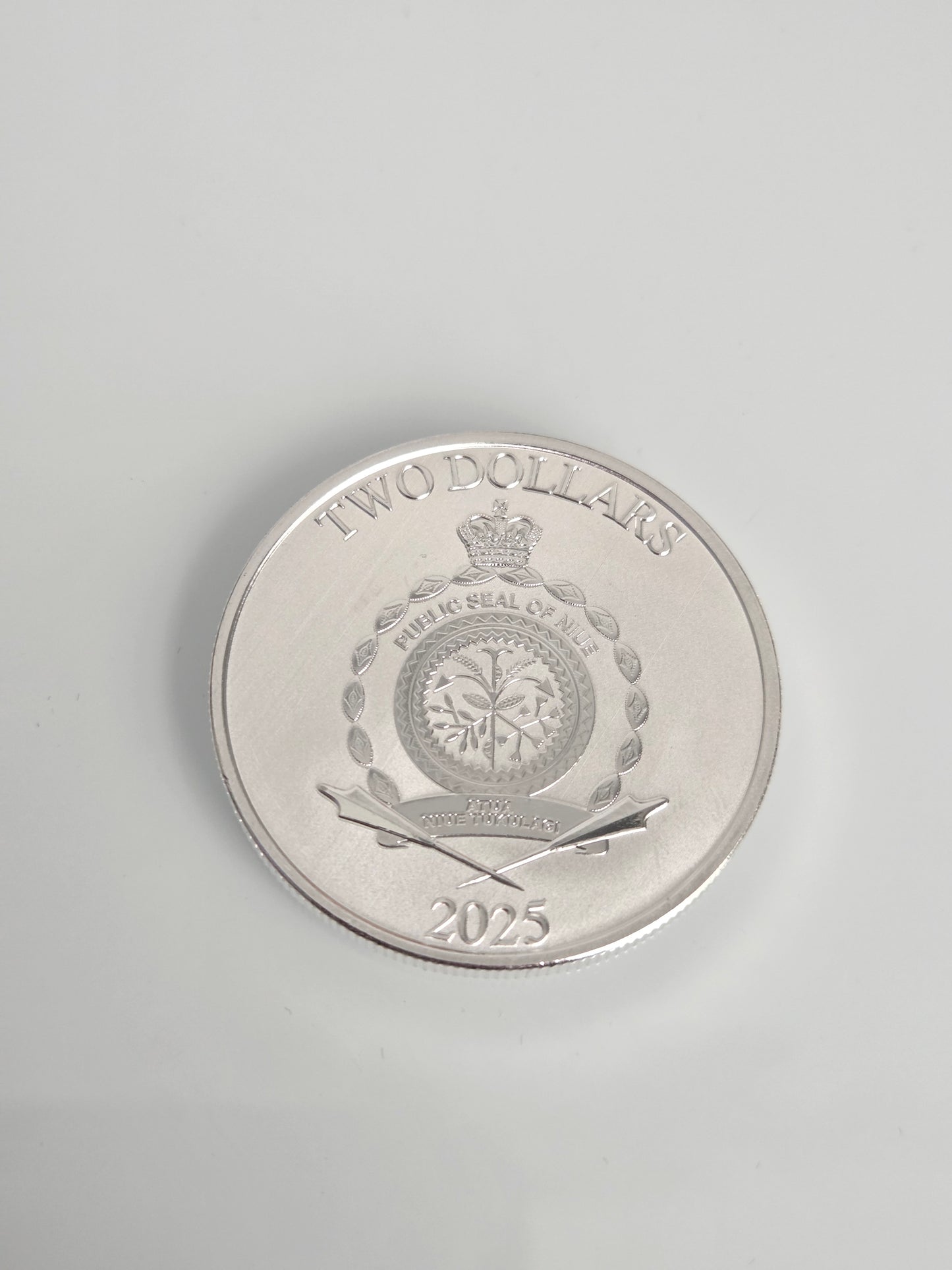 . 999 Pure Silver One Ounce Coin Mickey Mouse & Friends