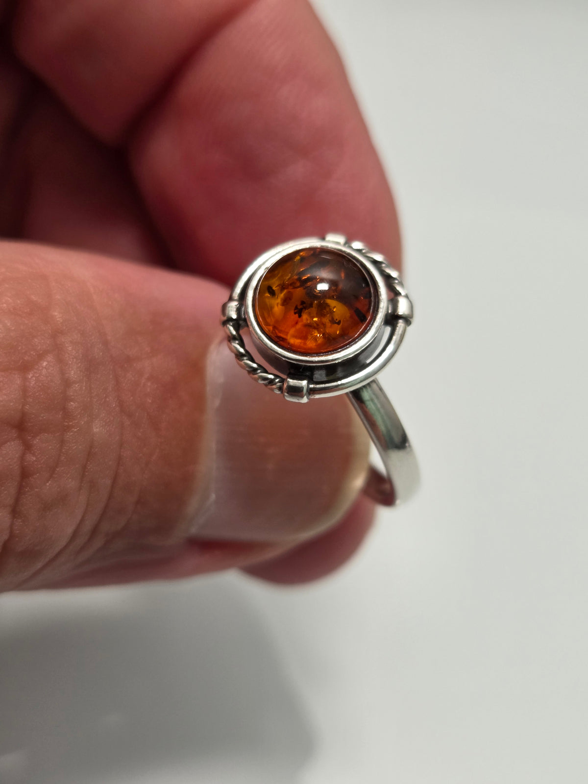 Amber Ring sz 7.5