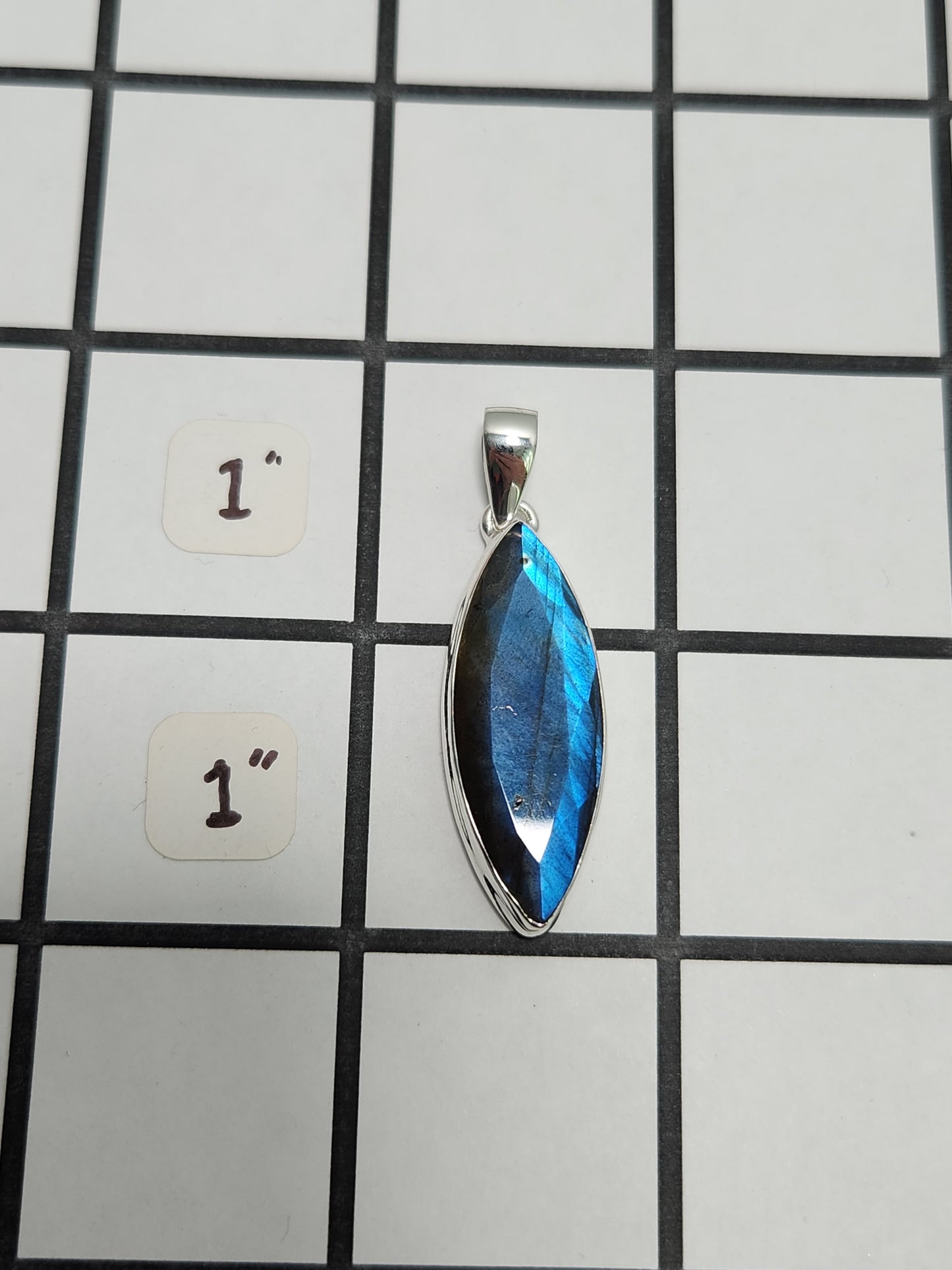 Labradorite Gem Pendant