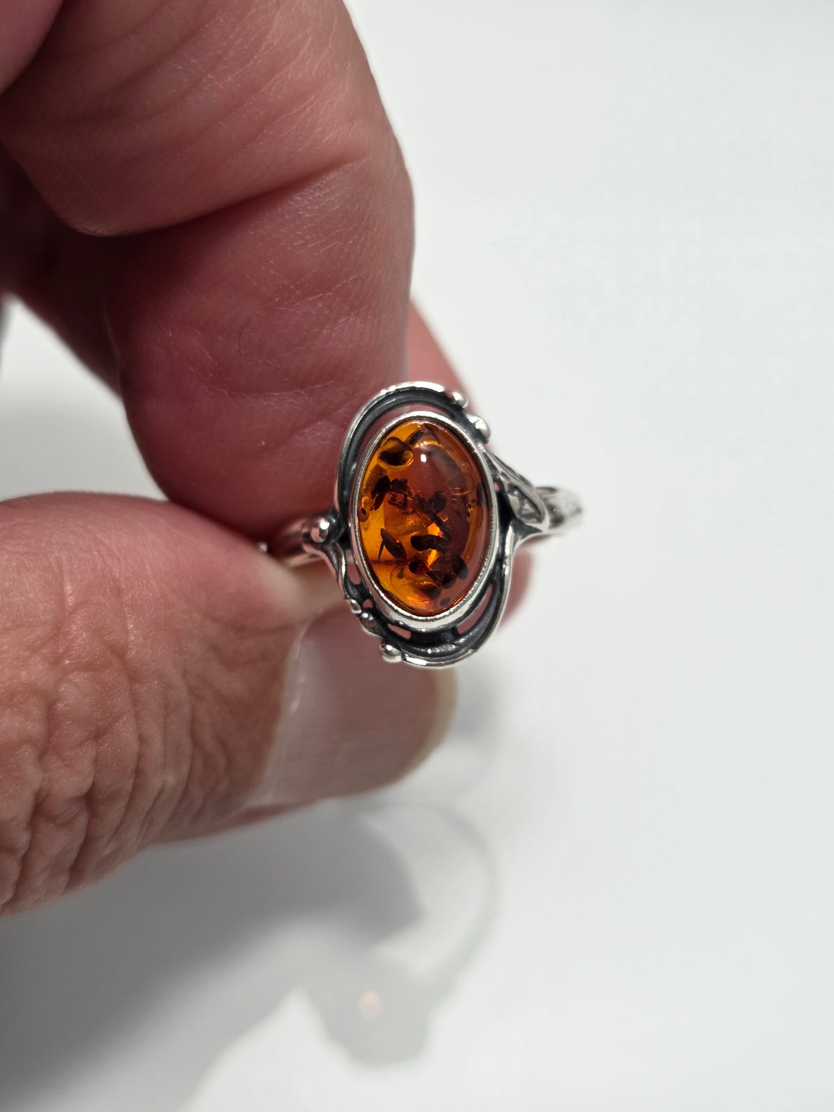 Amber Ring sz 8