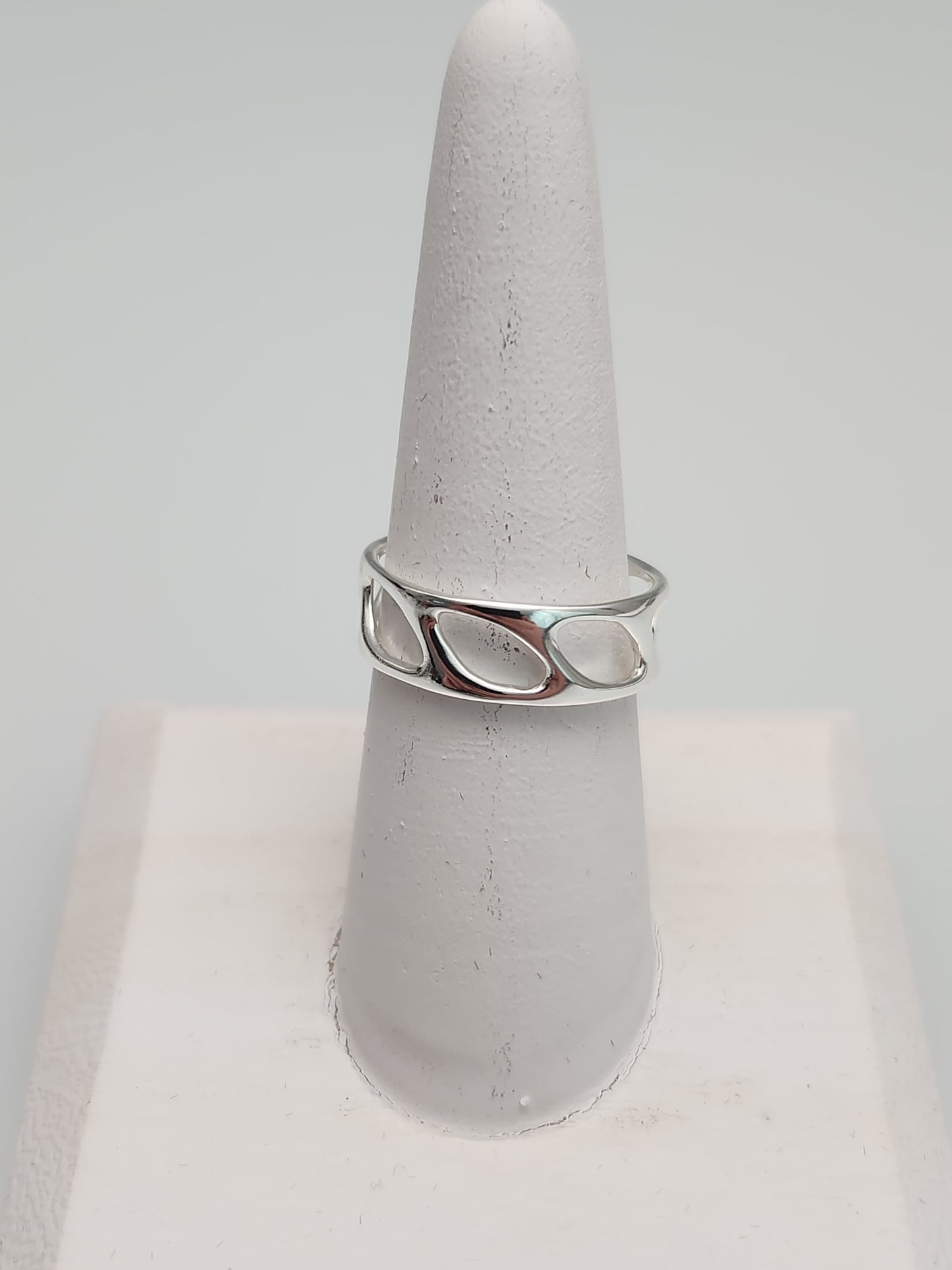 Open Band Ring sz 8-12