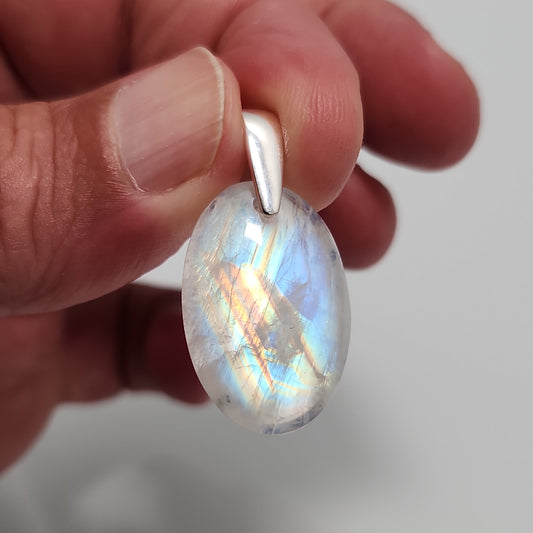 Rainbow Moonstone Pendant