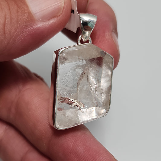 Manifestation Quartz Pendant