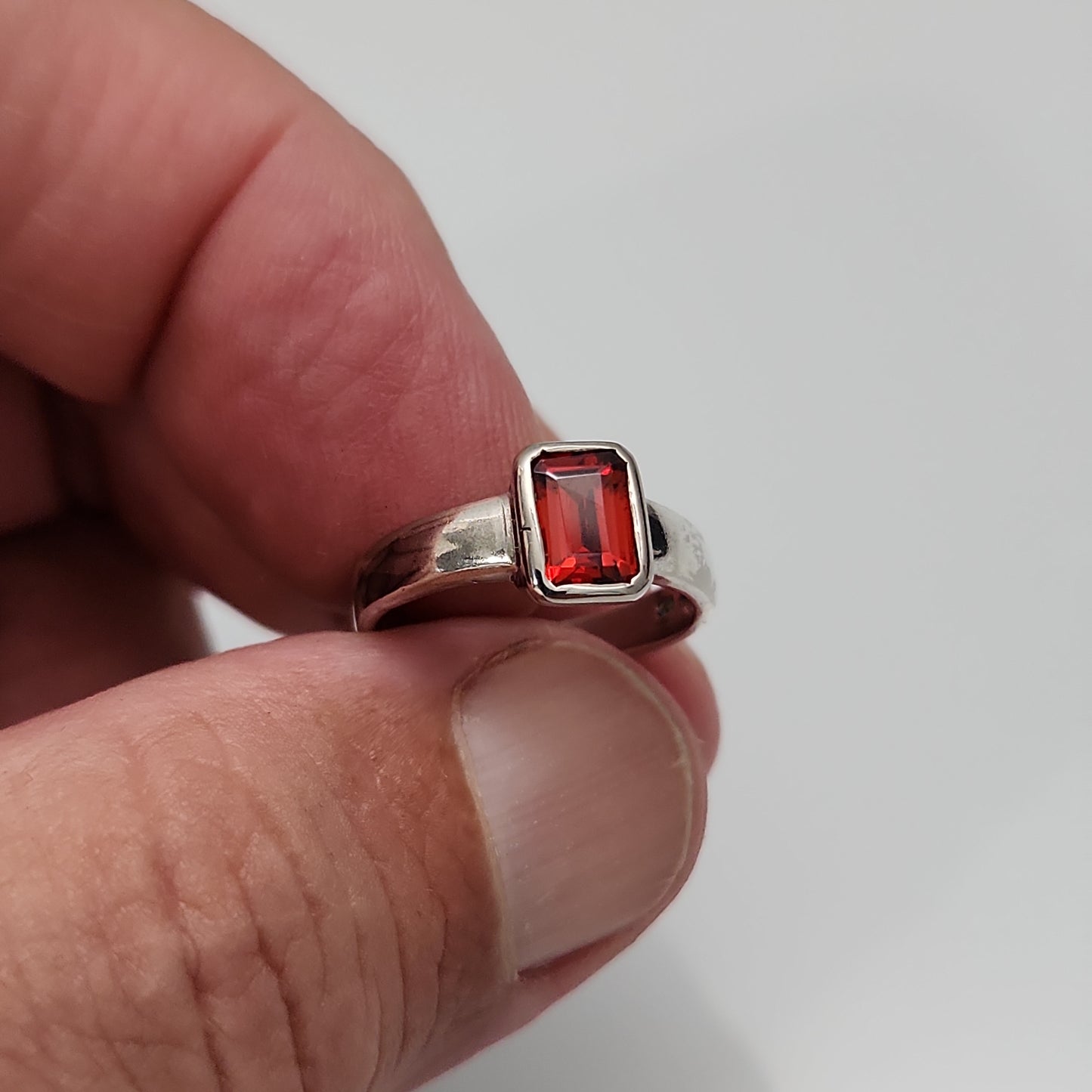 Garnet Ring sz 6