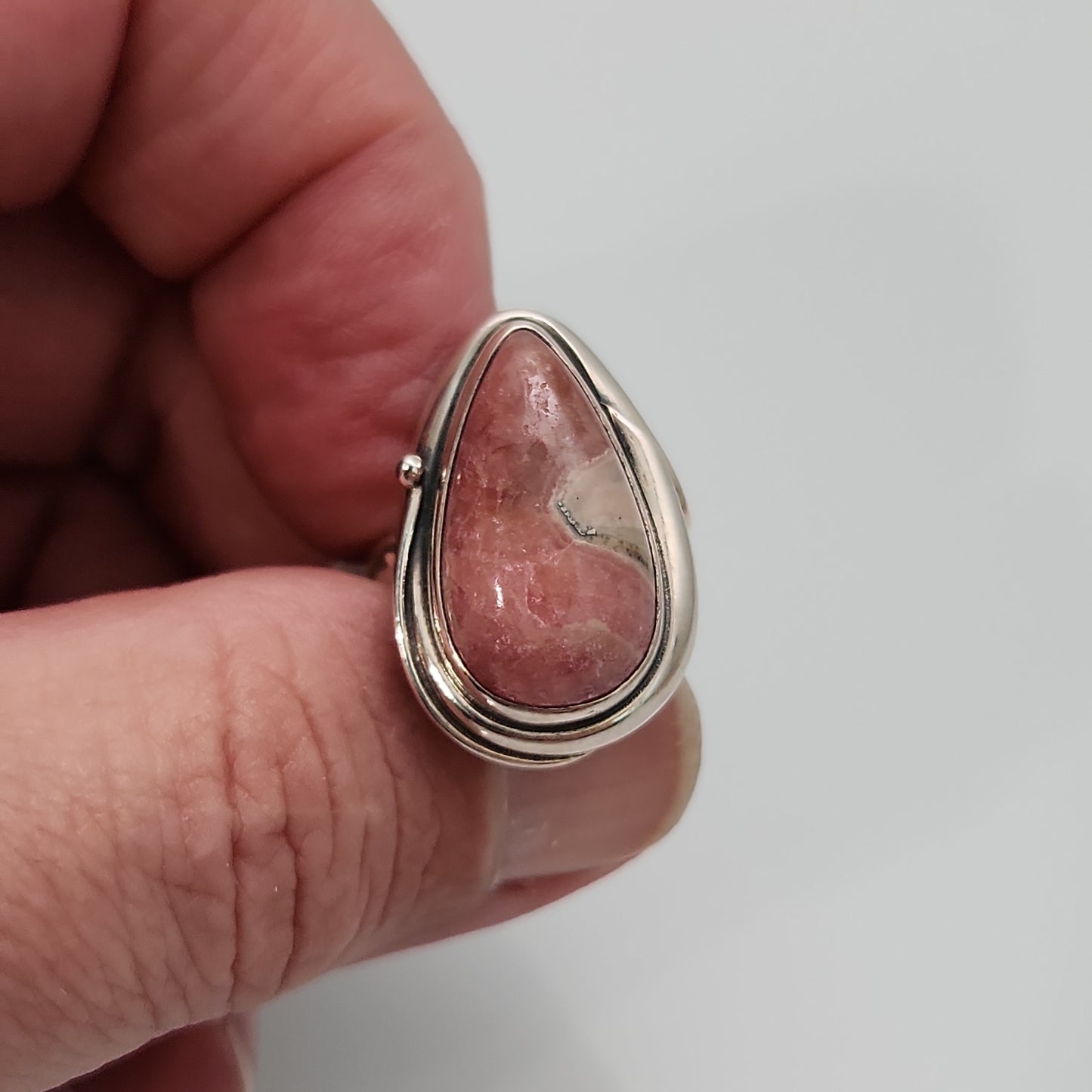 Rhodocrosite Ring sz 7