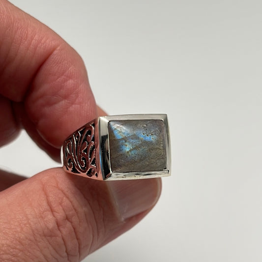 Labradorite Ring sz 13