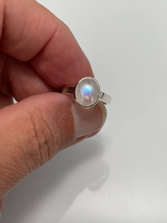 Moonstone Ring sz 6