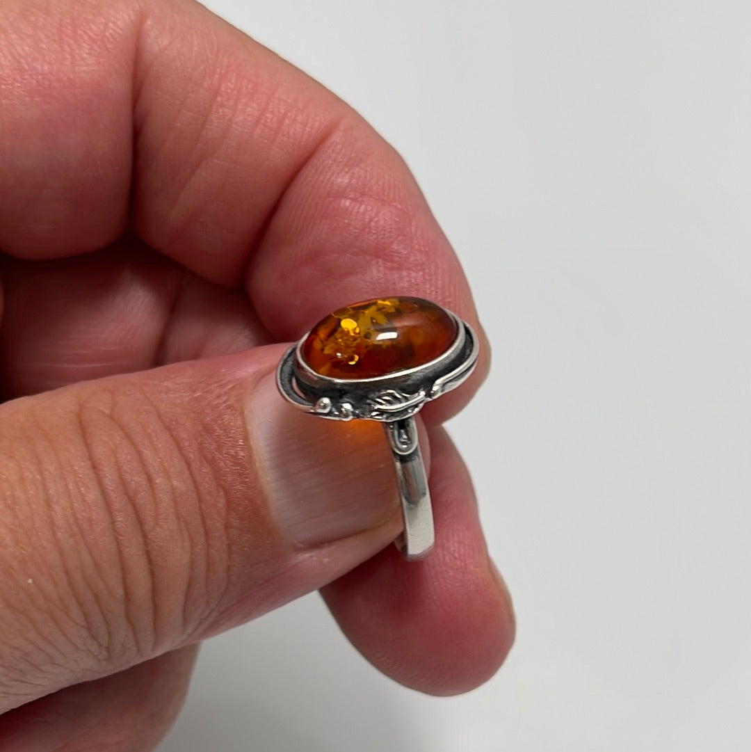 Amber Ring sz 7.5