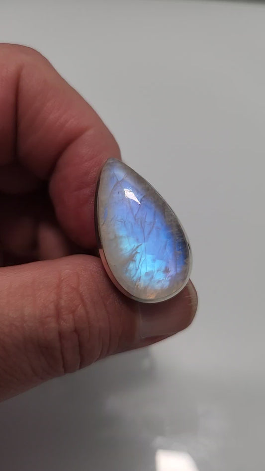 Moonstone Ring sz 6