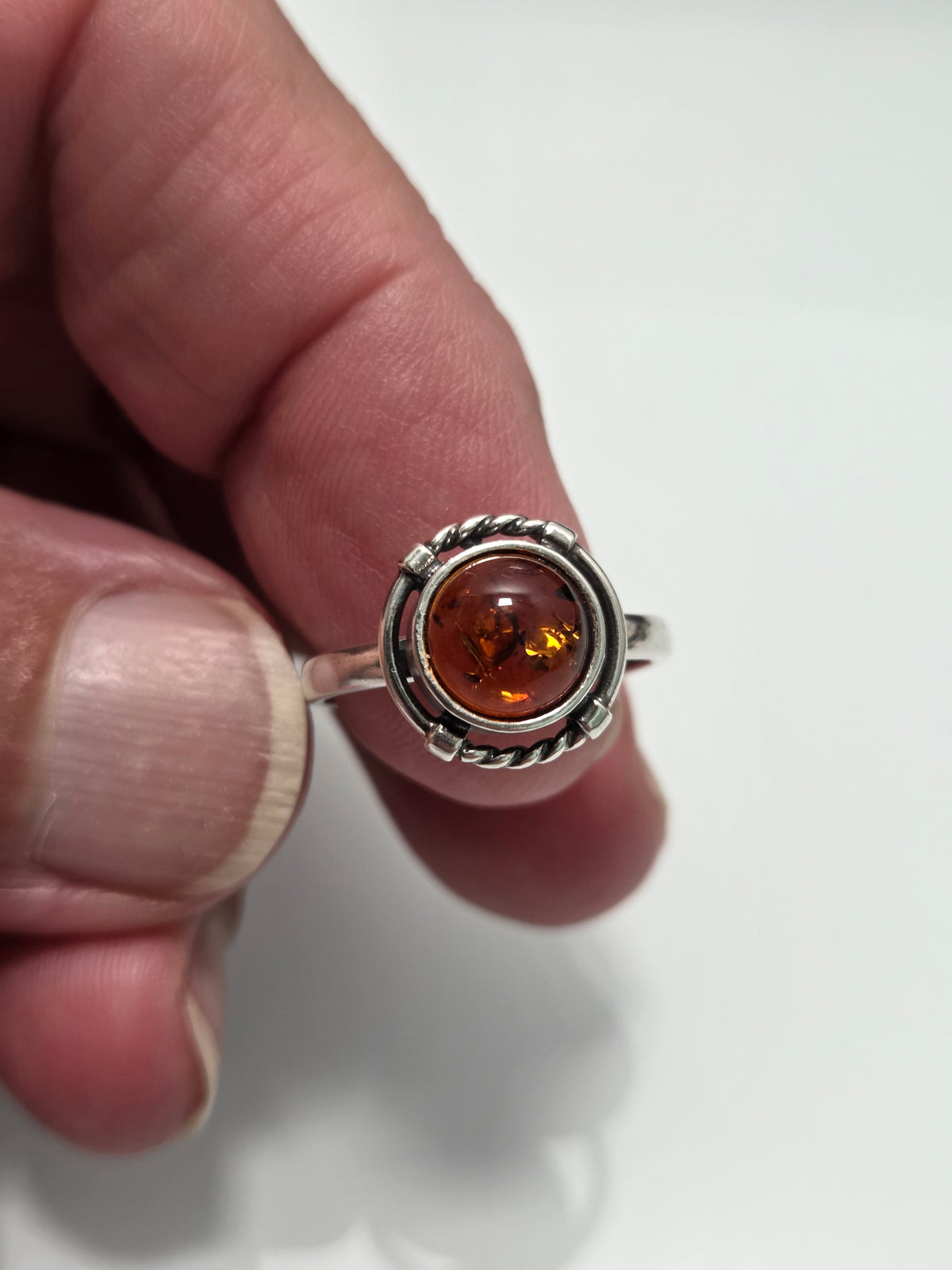 Amber Ring sz 7.5