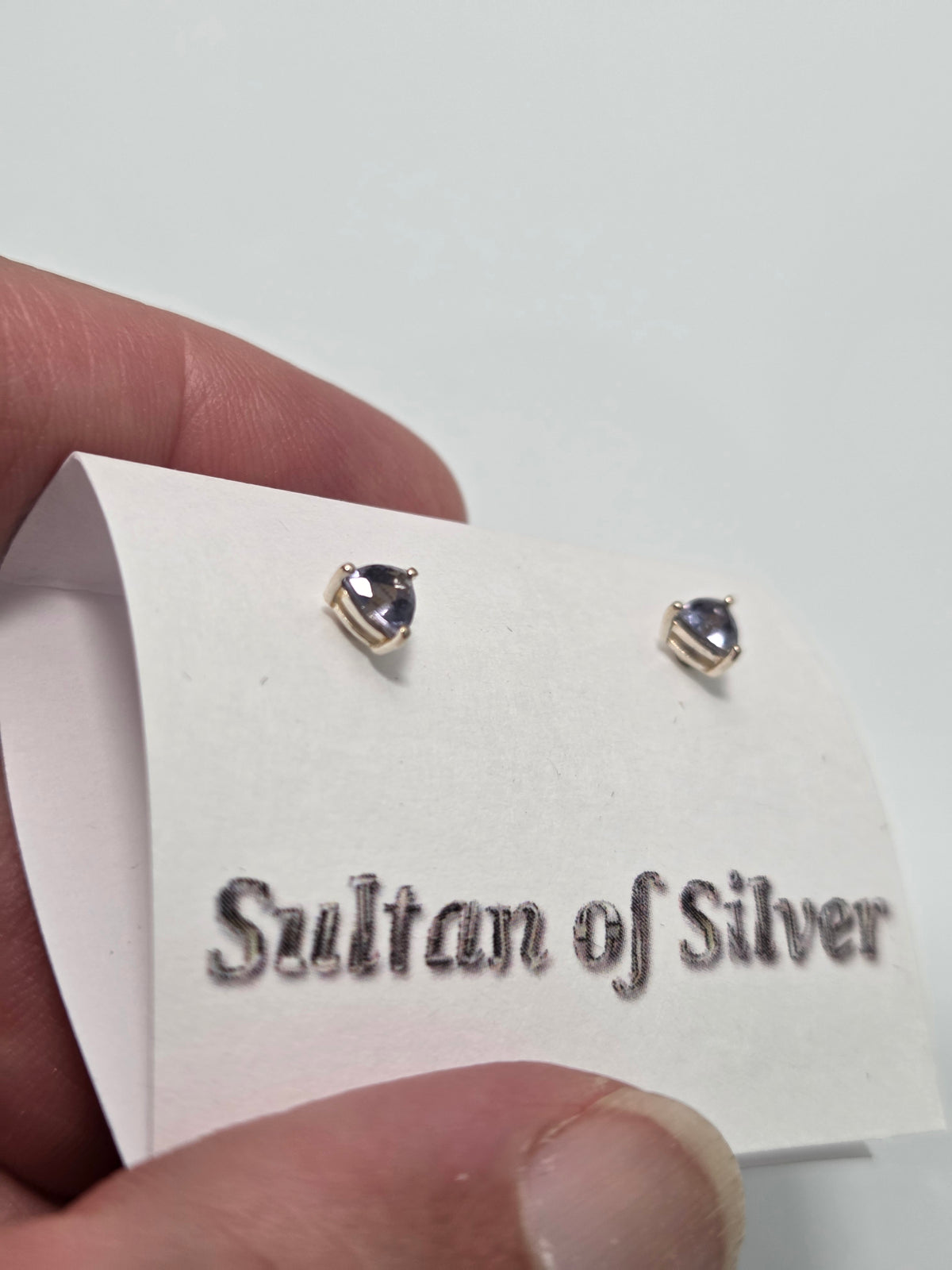 Tanzanite 4mm Trillian Studs