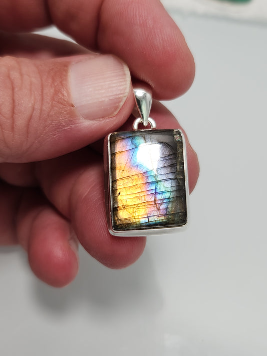 Labradorite Pendant