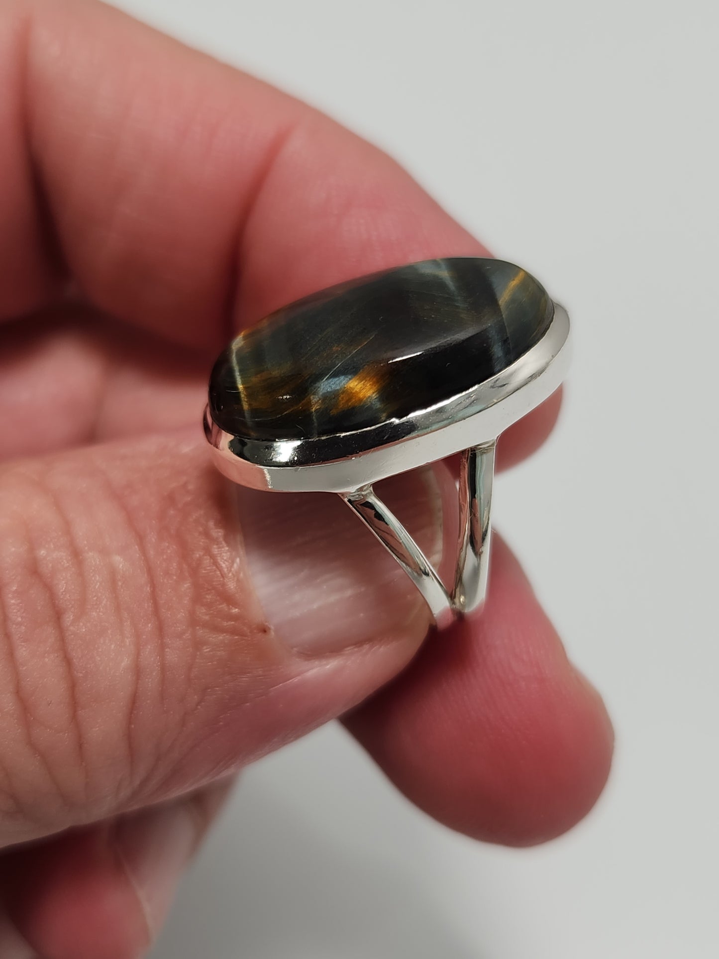 Blue Tiger Eye Ring sz 6