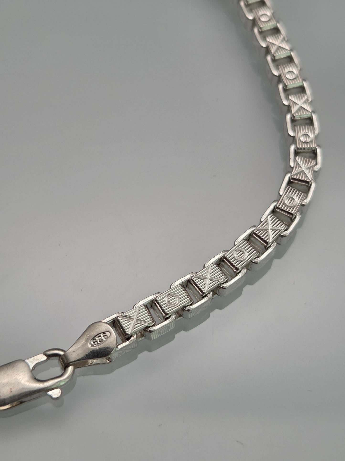4.5mm Diamond Cut Box Link Bracelet 9"