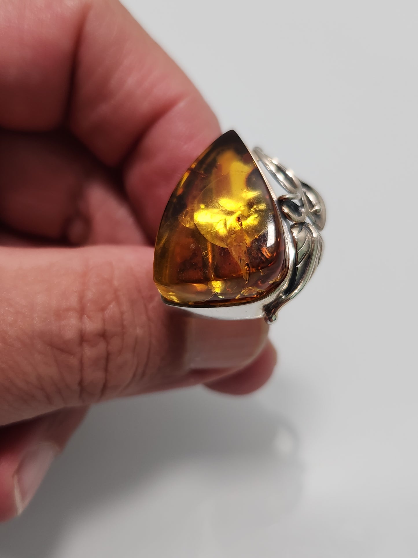 Amber Ring sz 7.5